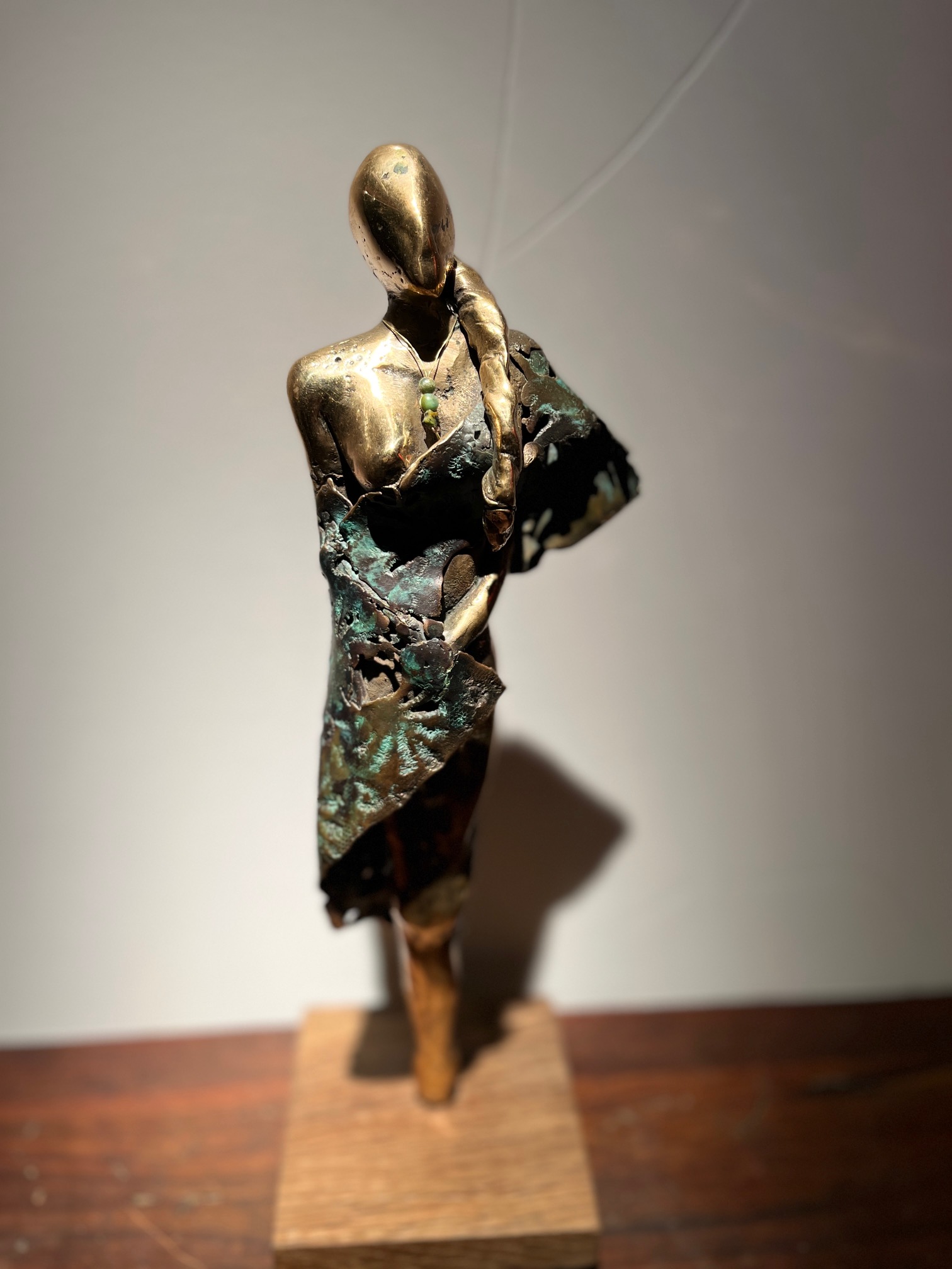 « eyota », Yves Celaire Bronze
