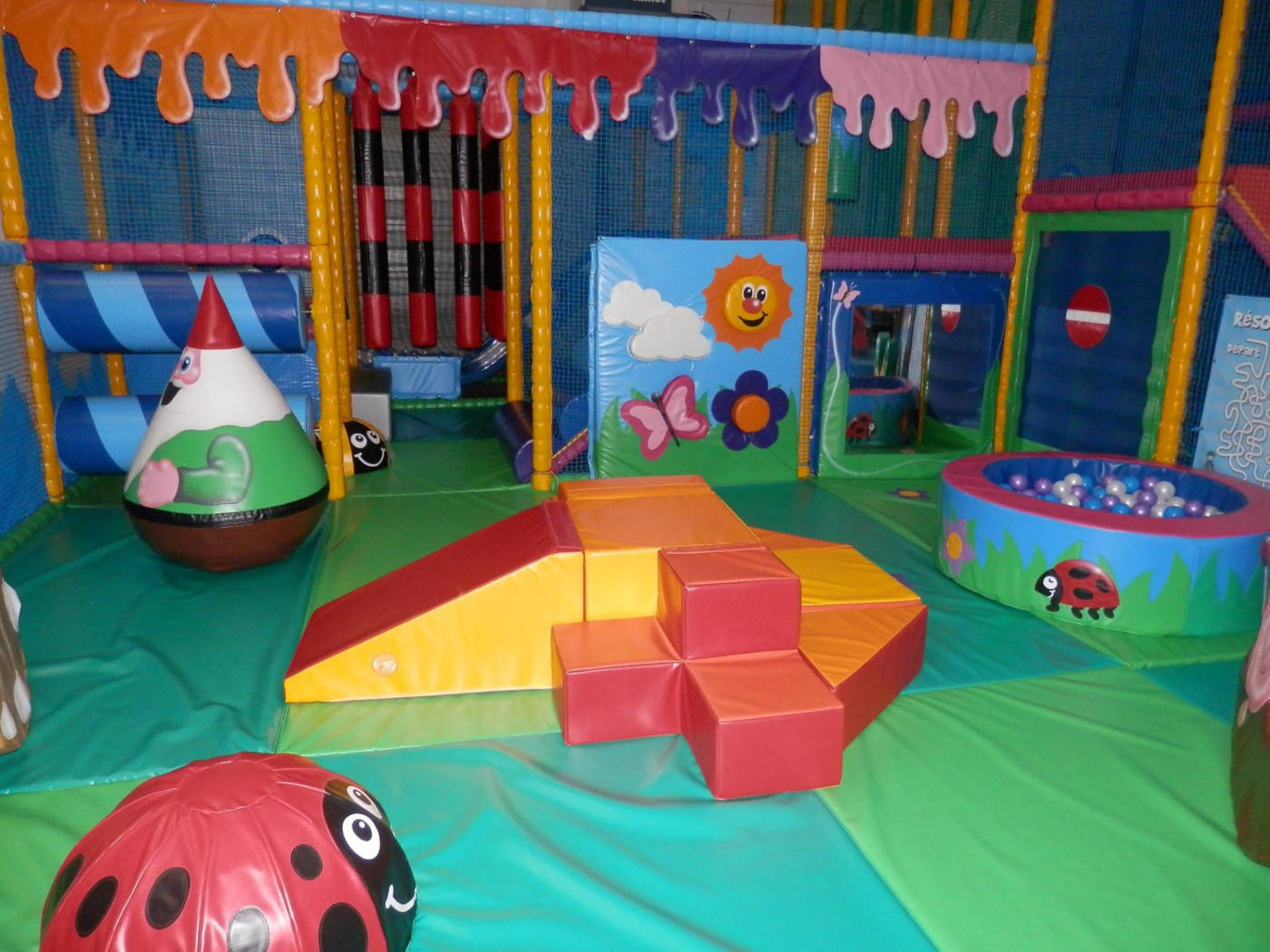 entree-enfant-moins-3-ans-les-ptits-fous-flers-2