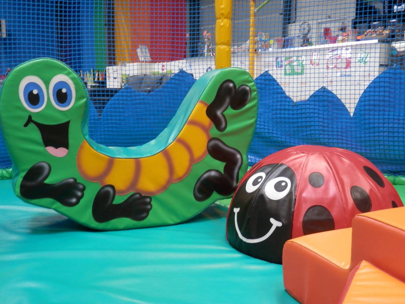 entree-enfant-moins-3-ans-les-ptits-fous-flers-3