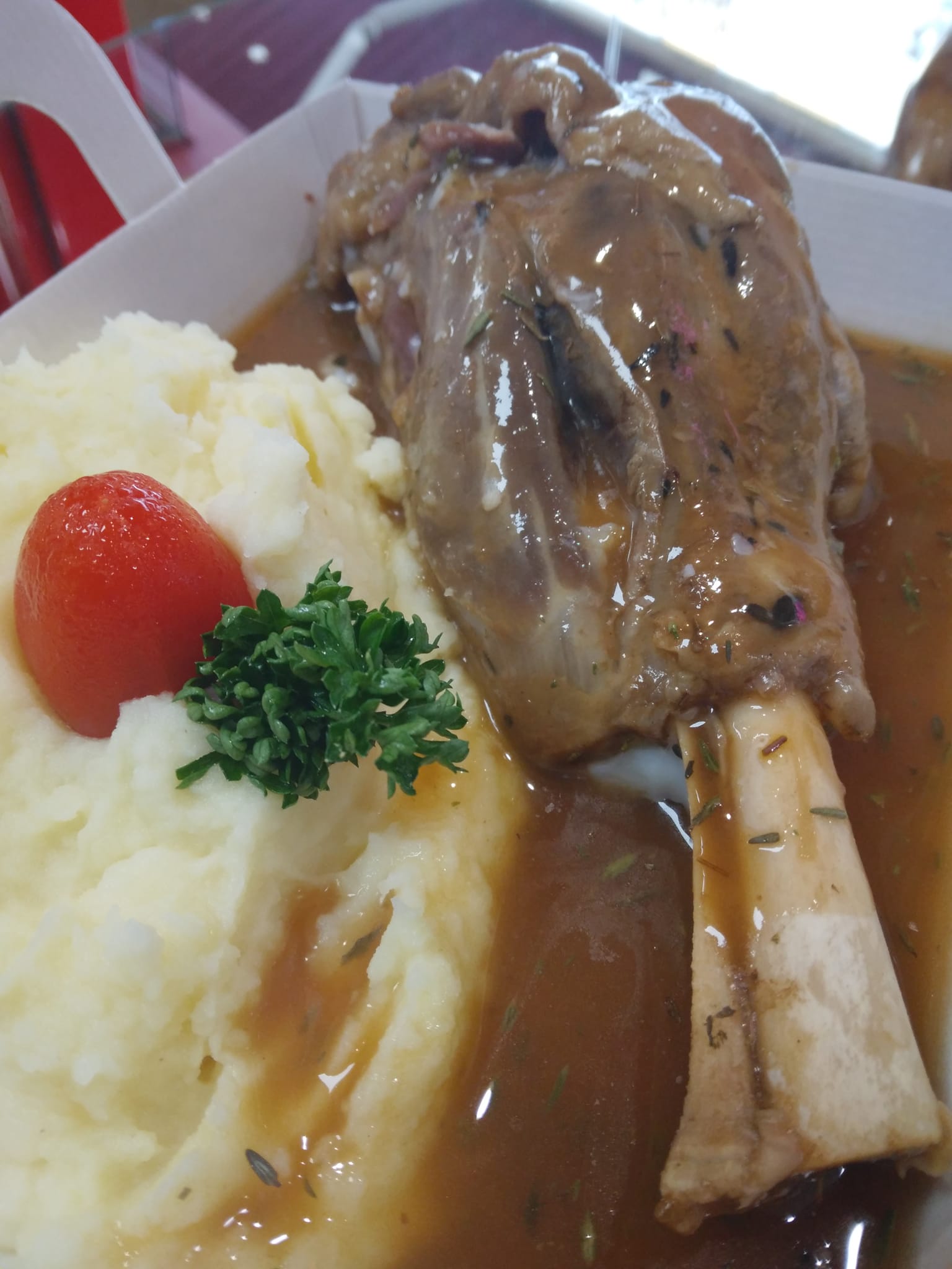 La Souris D’agneau Et Son Jus Au Thym