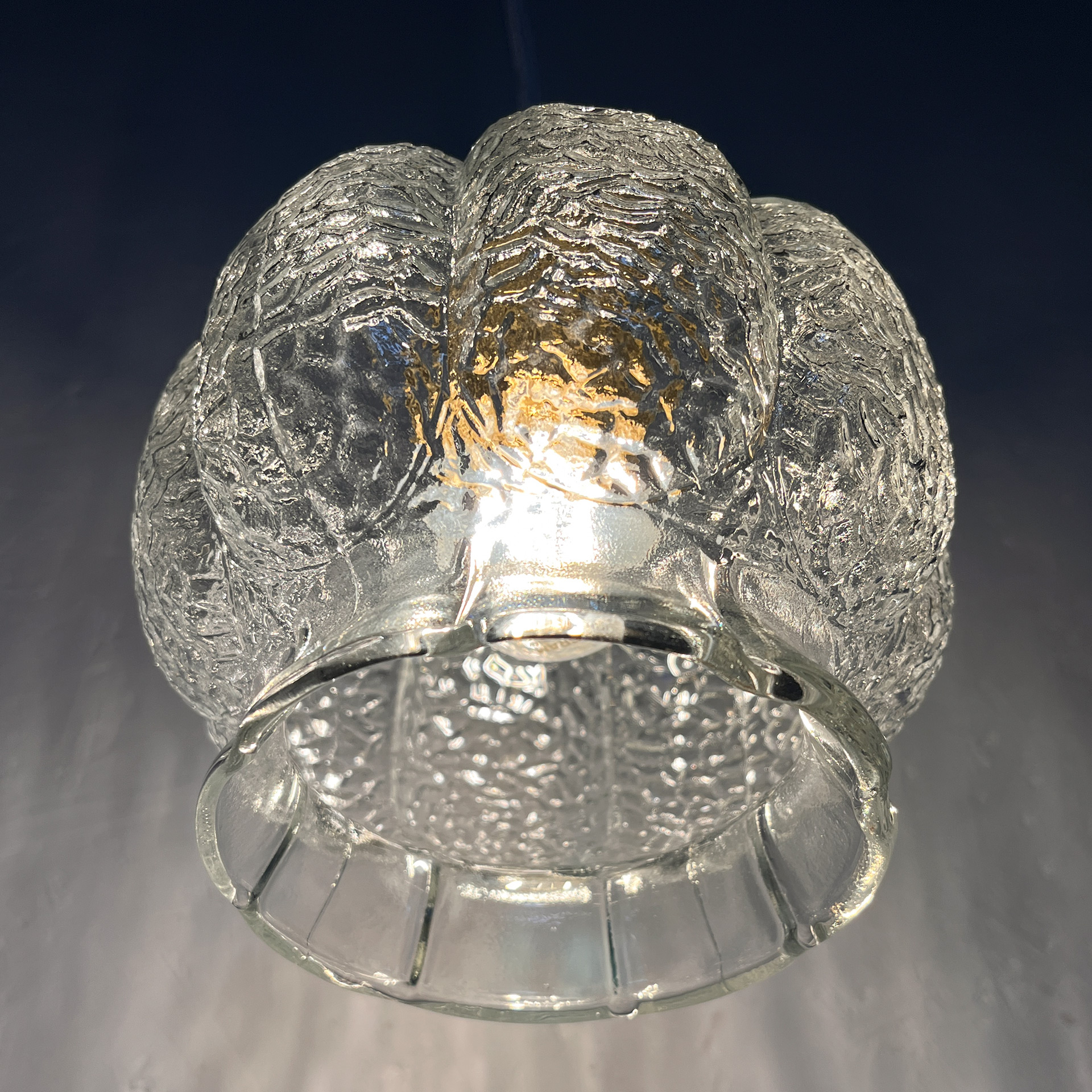 suspension-globe-vintage-a-facettes-lili-esprit-vintage-flers-2